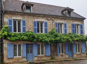 MAISON DANS LE VEZELIEN